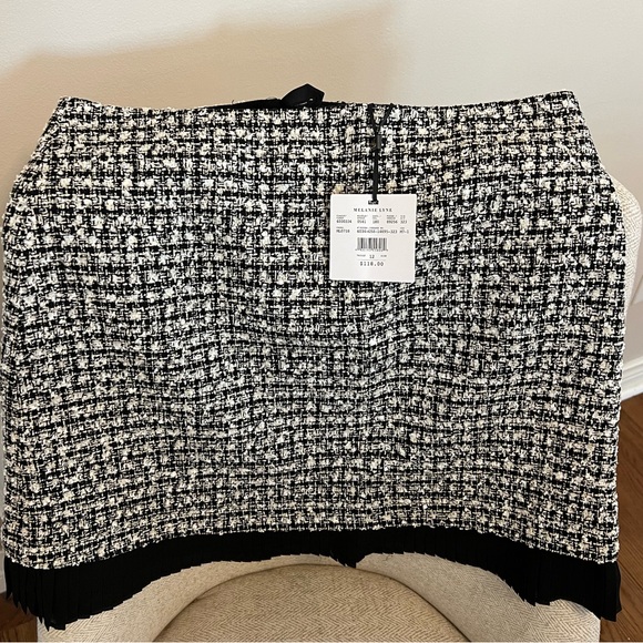 Melanie Lynn Houndstooth Motif A-Line Skirt - Picture 9 of 10